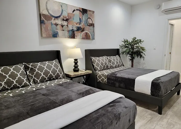 Modern Studio Apartment Right Next To Mrc Hotel 5 Minutes To Rodeo Drive
